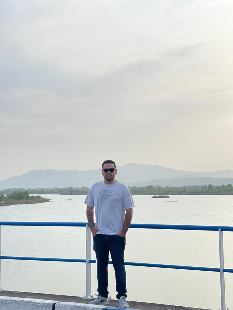 hostIntroImage-حمید  سنائی