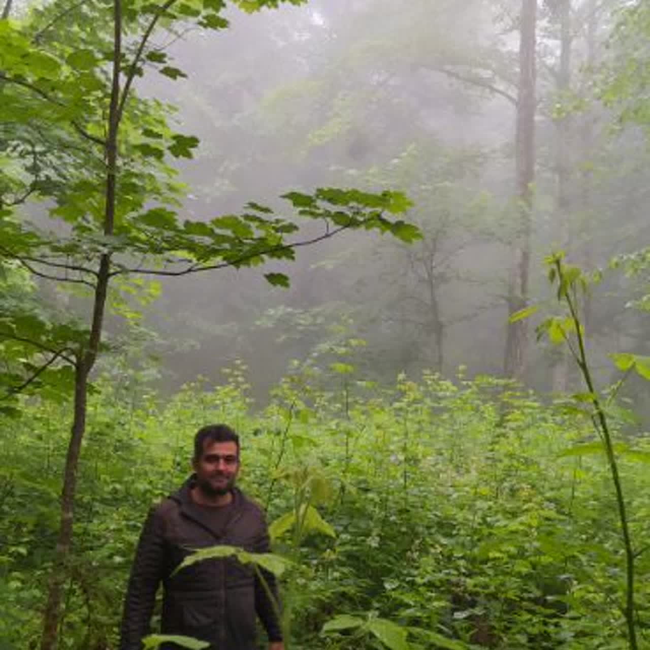 hostIntroImage-ناصر  مرد علی زاده