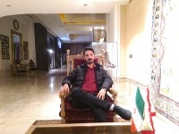 hostIntroImage-طاها نیازی منش