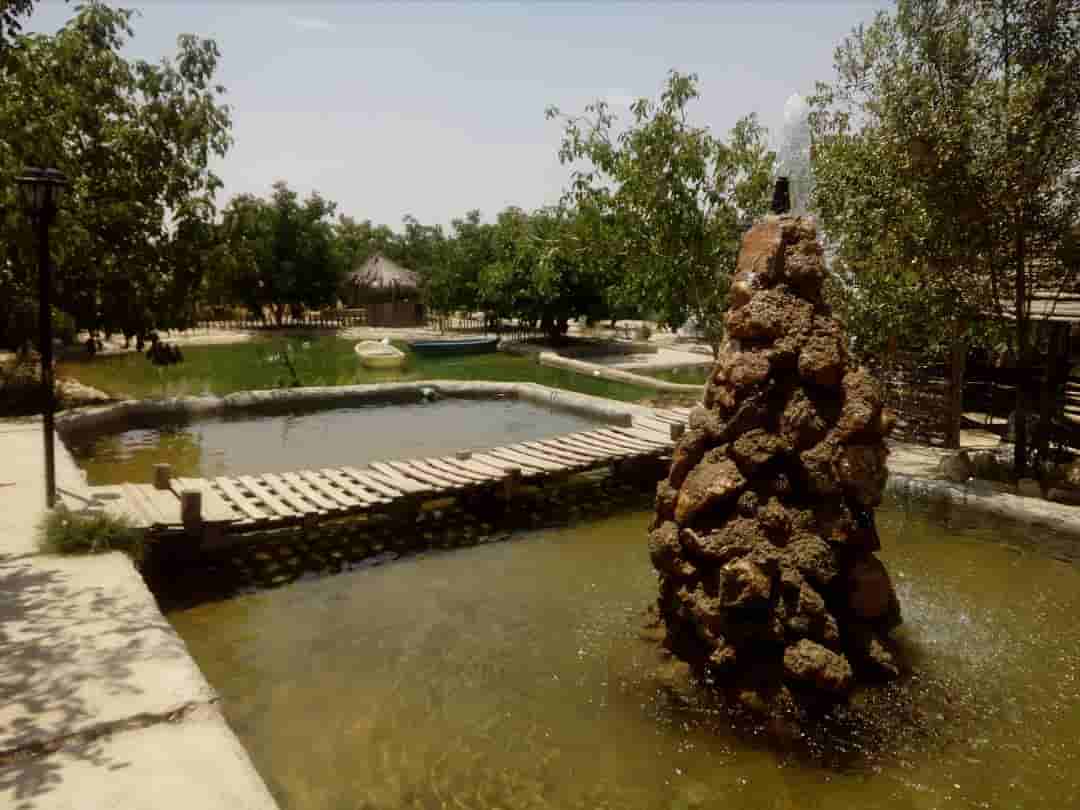 اجاره اتاق سنتی در باغ خوشمکان سپیدان - صباتی