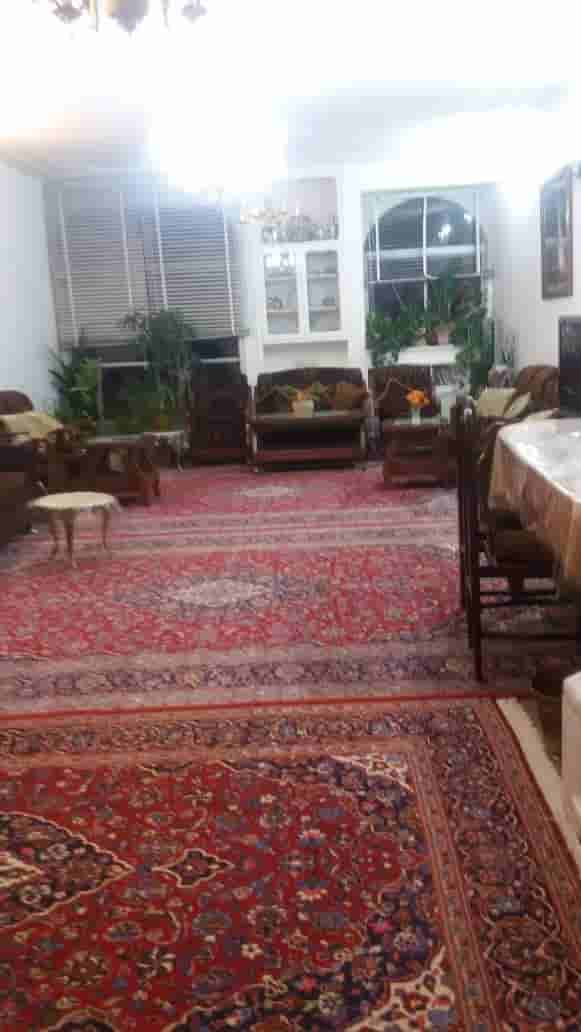 اجاره منزل مبله در جمهوری اصفهان -دوخوابه طبقه اول