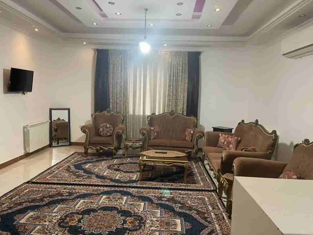 اجاره آپارتمان مبله دو خوابه در گلسار - طبقه اول