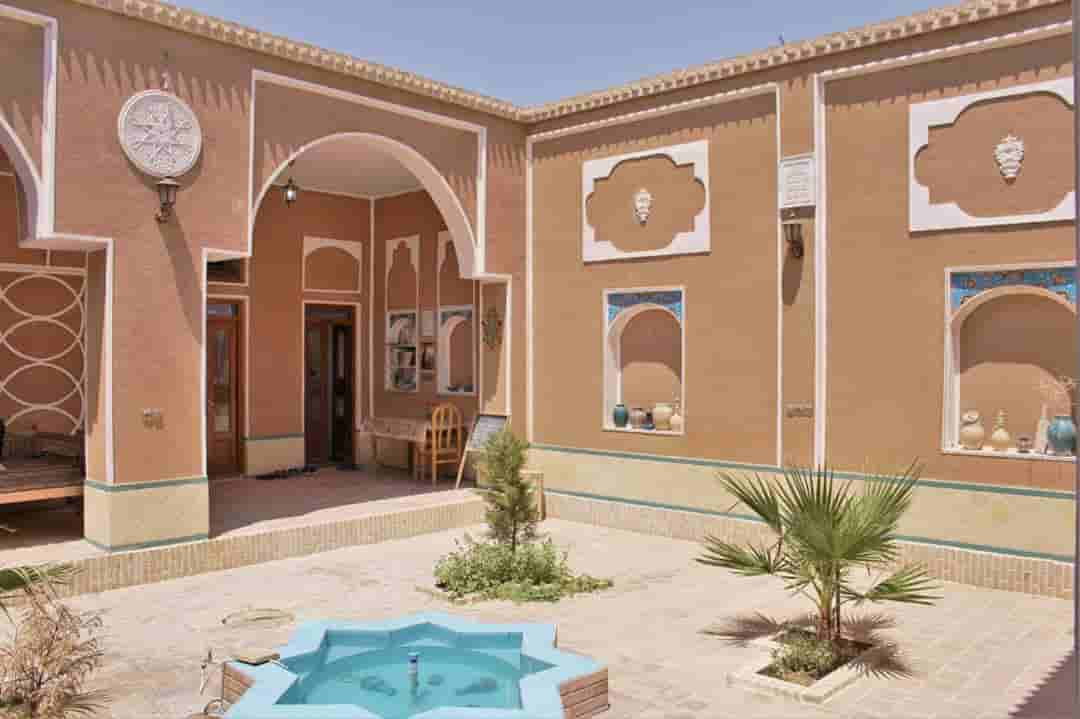 اجاره اقامتگاه بومگردی چهارتخته ورزنه - اتاق9