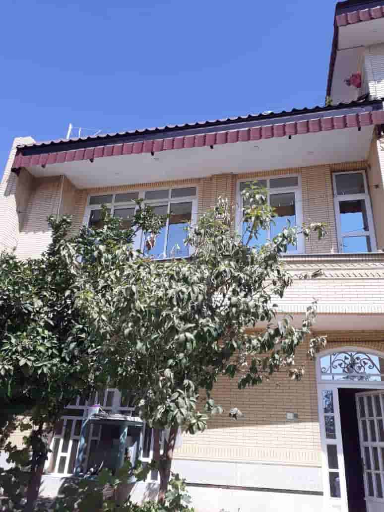 اجاره منزل مبله ویلایی در دنا صدرا -یک خوابه همکف110 متری