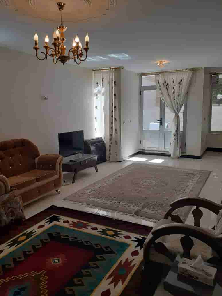 اجاره منزل دوخوابه در خیابان امام خمینی اصفهان-طبقه اول