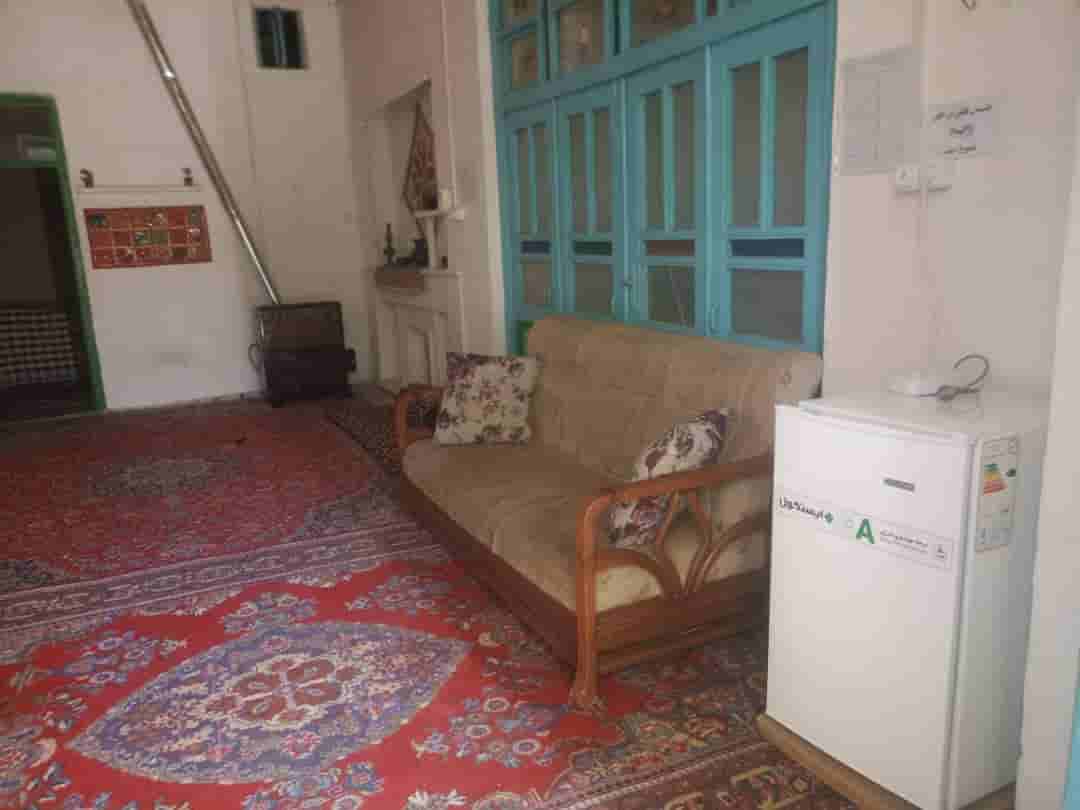 اجاره سوئیت سنتی در حسن حافظ گلپایگان - اتاق 1 خان نشین