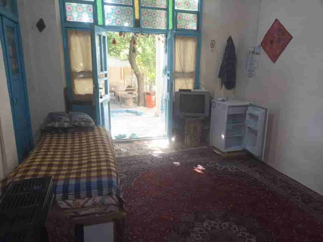 اجاره اقامتگاه سنتی در حسن حافظ گلپایگان - اتاق 2 دلنشین