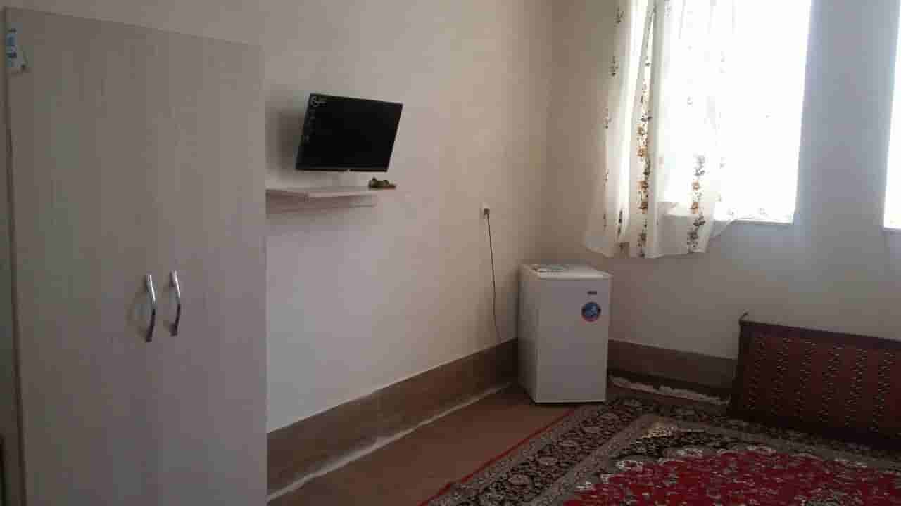 اجاره اقامتگاه بوم گردی تمیز در جاده تاریخی محلات