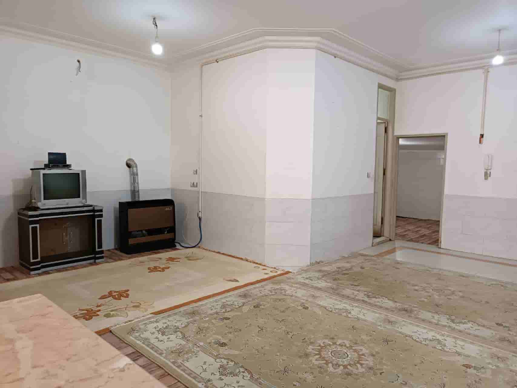 اجاره منزل دوخواب در پاسداران - 120 متری