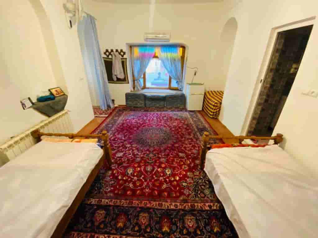 اجاره اتاق سنتی در باغستان نطنز - شهربانو