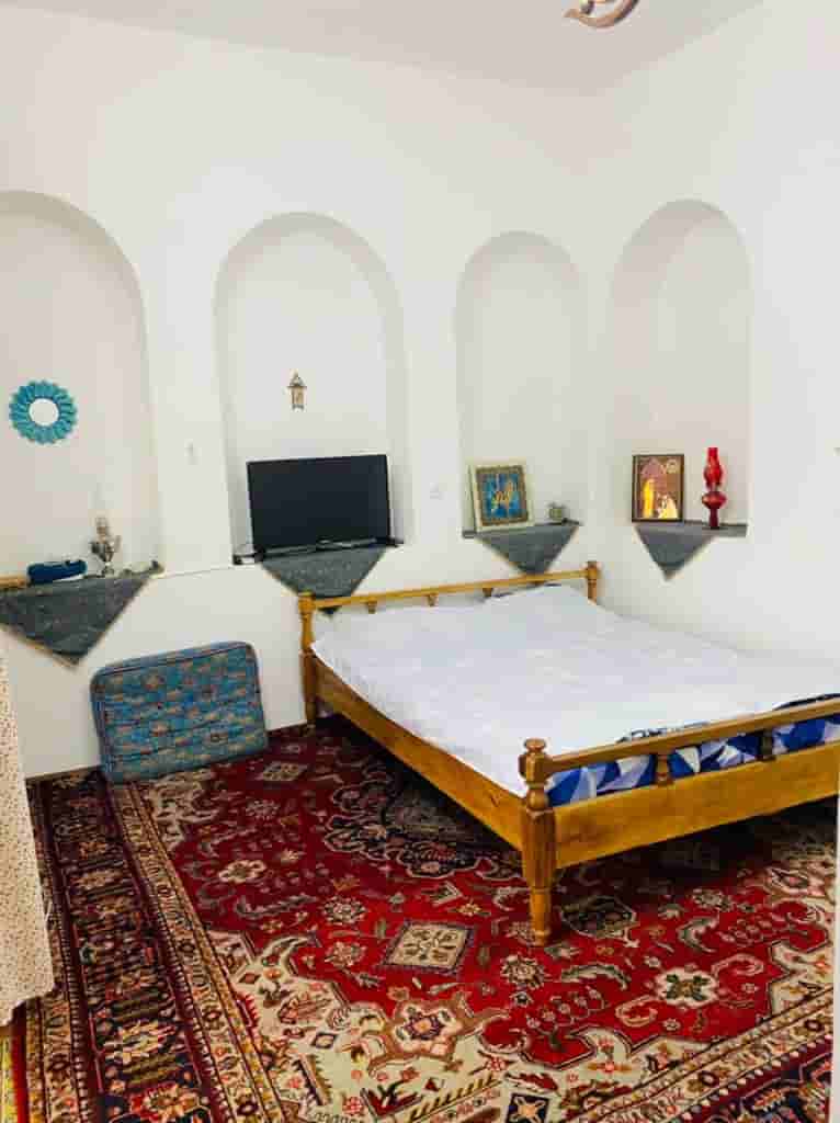 اجاره اتاق بومگردی در باغستان نطنز - گل بانو