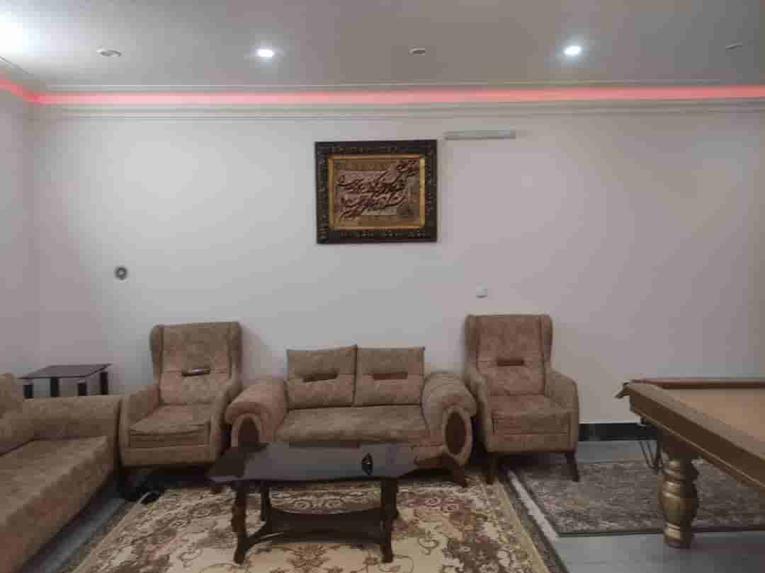 اجاره ویلا استخردار در میدان شهرداری