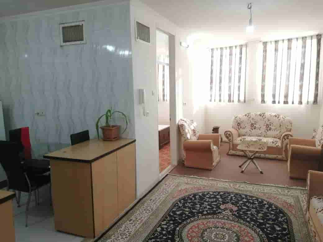اجاره روزانه  آپارتمان مبله یک خوابه در صفاییه یزد-طبقه دوم