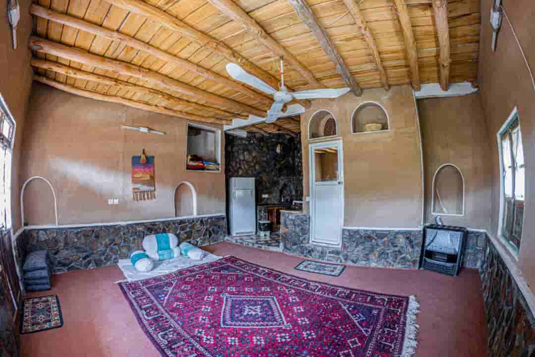 اجاره اتاق سنتی در بَرزُک کاشان - آفتابگردون