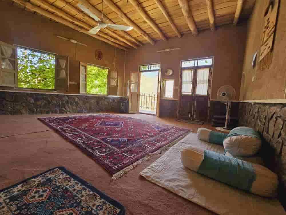 اجاره اتاق سنتی در بَرزُک کاشان - آفتابگردون