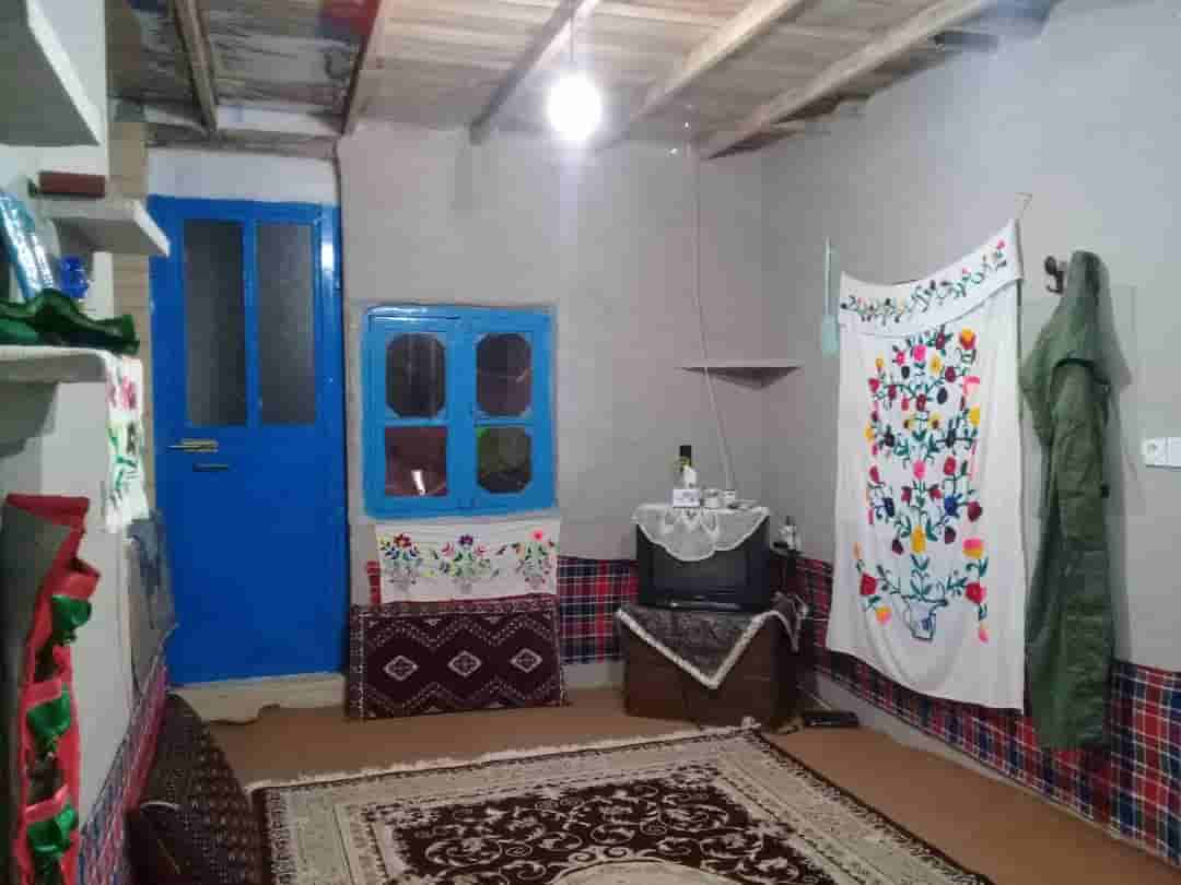 اجاره سوئیت کوهستانی دربست در کوه کمر مینودشت-70 متری همکف