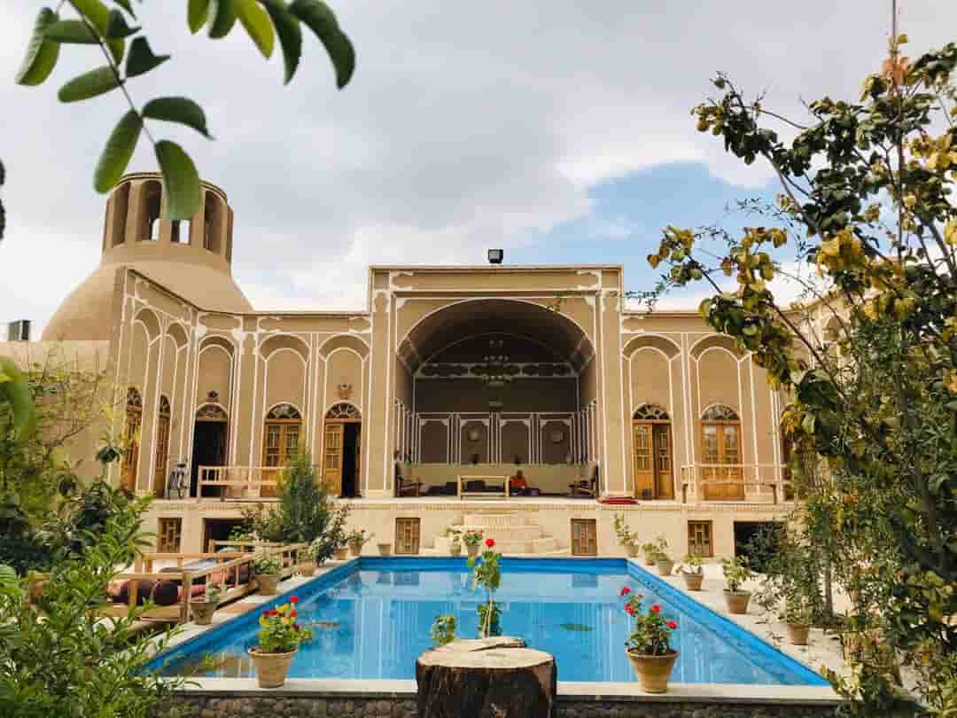اجاره اقامتگاه بوم گردی سنتی در مهریز مزویرآباد | جهانگرد 5 چهارتخته