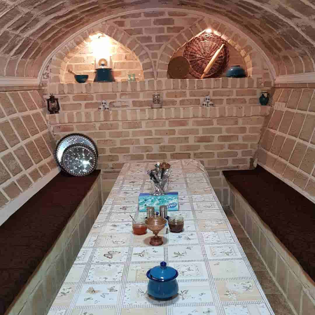 اجاره اتاق سنتی در دِه آباد بادرود - بیخه