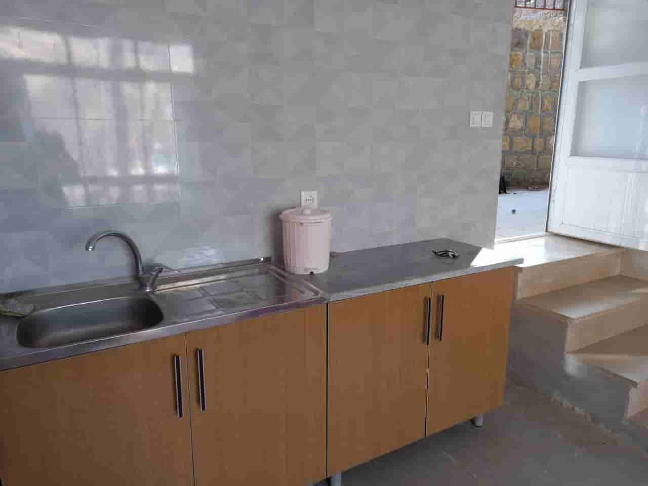 اجاره اتاق سنتی در درکش آشخانه20 متری