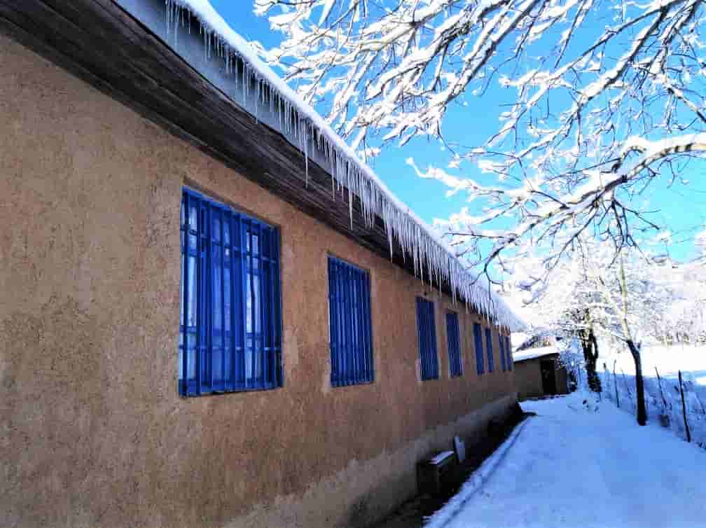 اجاره سوئیت بومگردی در یخکش بهشر - لارمی
