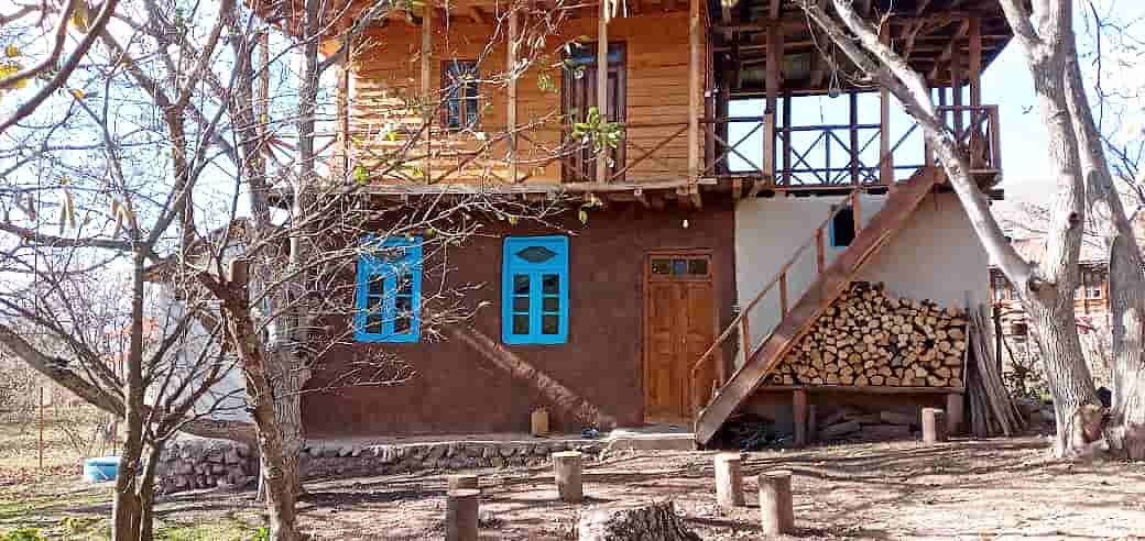 اجاره کلبه چوبی کوهستانی در ناش بره سر