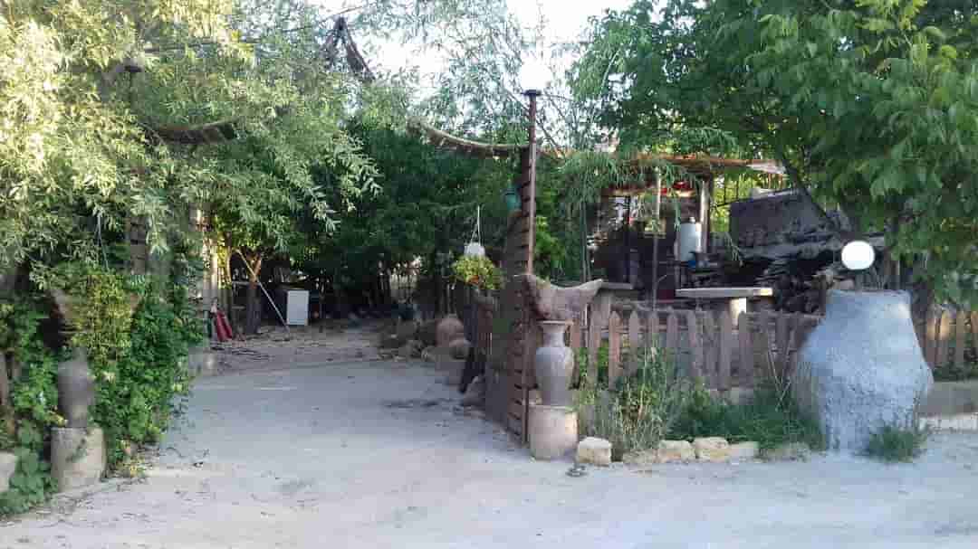 اجاره اتاق در باغ خوشمکان سپیدان - اوراز