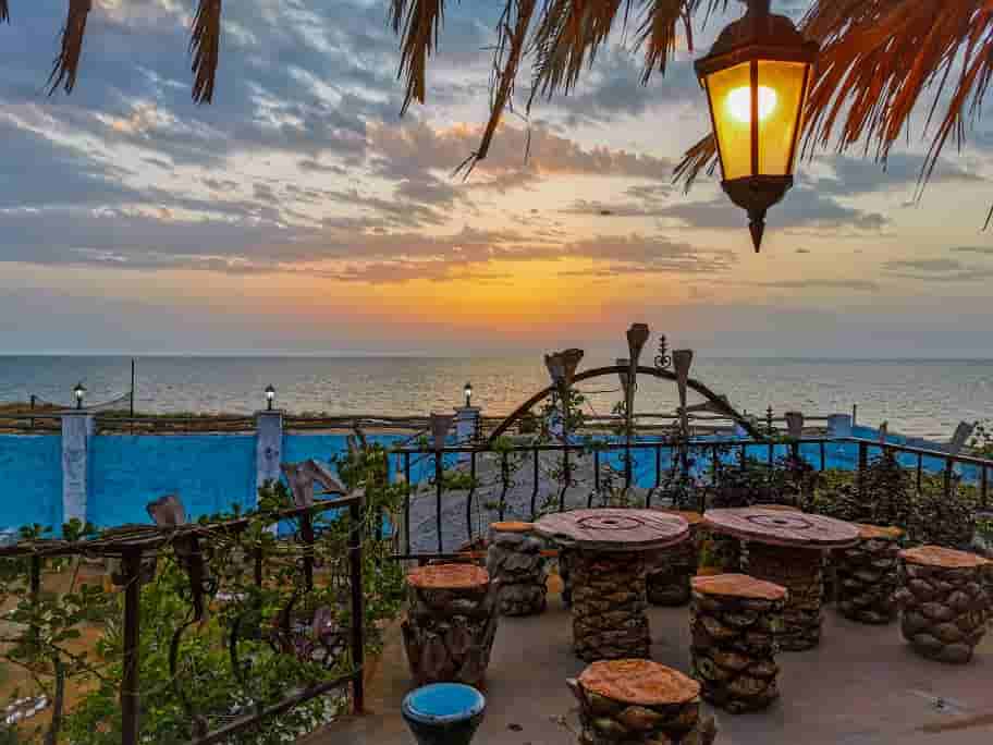 اجاره اتاق سنتی در بندر رستمی بوشهر - 3