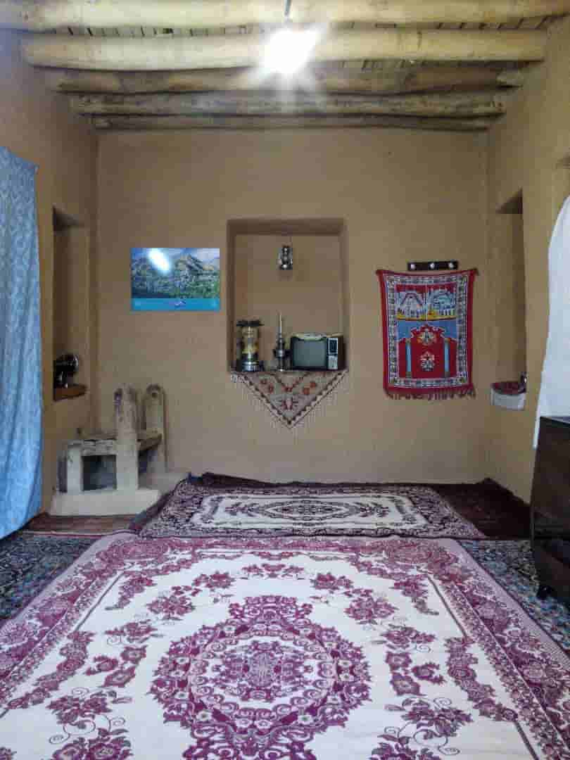 اجاره سوئیت سنتی در روئین اسفراین - دژ1
