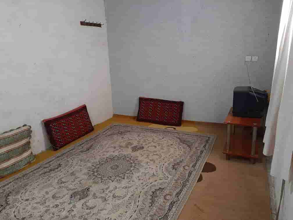 اجاره اقامتگاه بومگردی در جزیره هرمز کف خواب دار