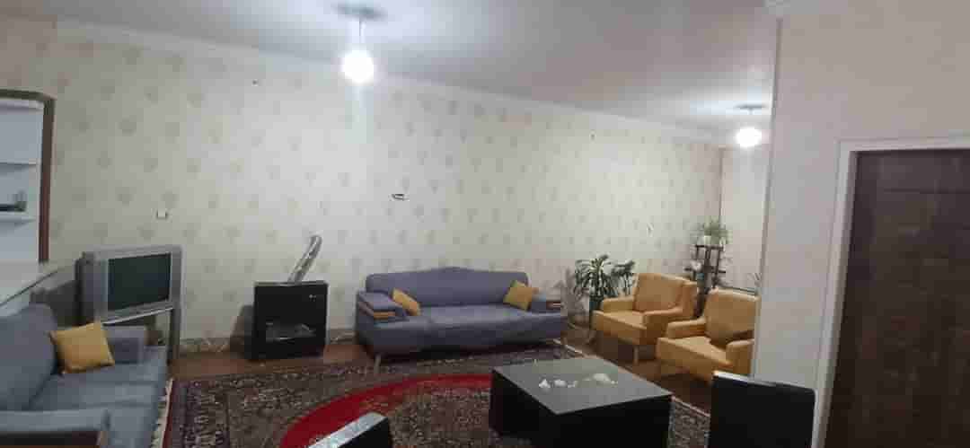 اجاره منزل مبله در محتشم صدرا - همکف