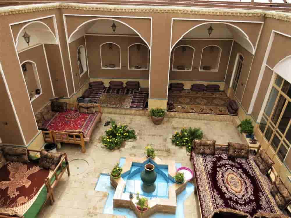 اجاره اقامتگاه بومگردی چهارتخته در بهشتی ورزنه- اتاق سه