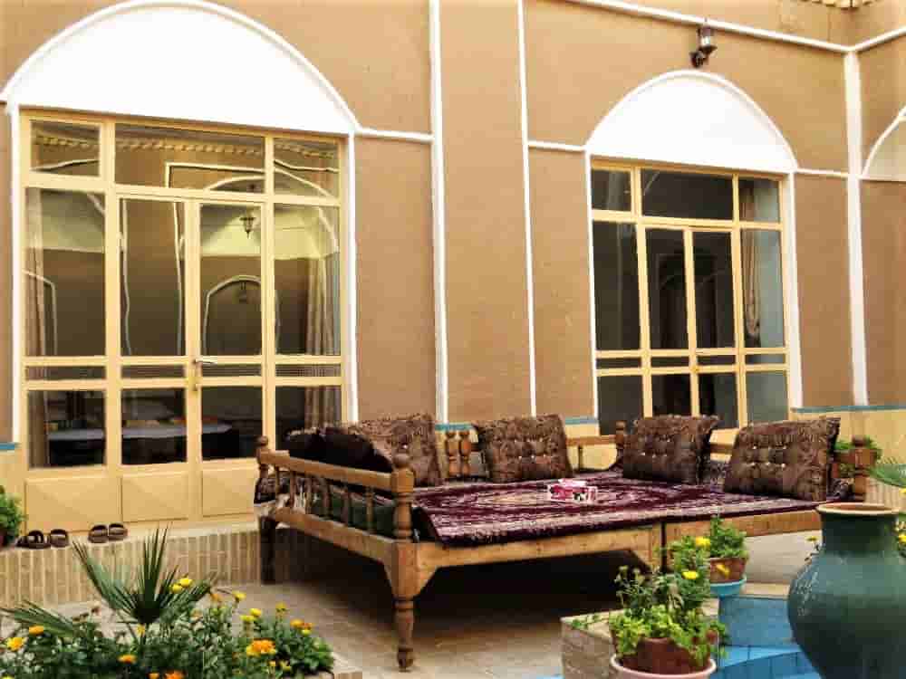 اجاره اتاق بومگردی دوتخته در بهشتی ورزنه-اتاق یک