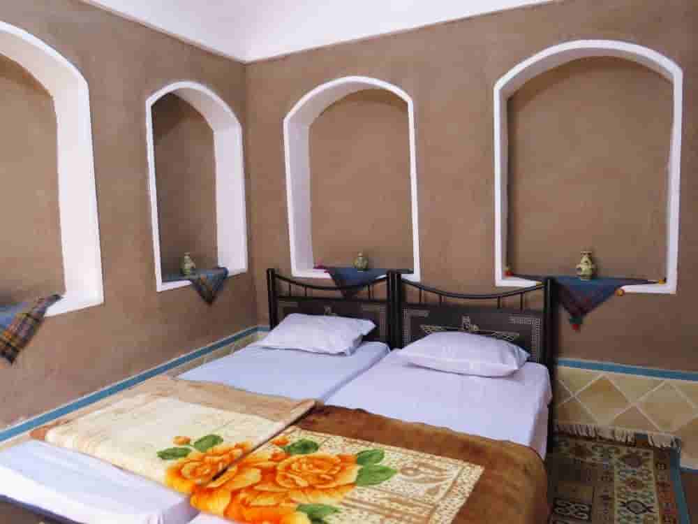 اجاره اتاق بومگردی دوتخته در بهشتی ورزنه-اتاق یک
