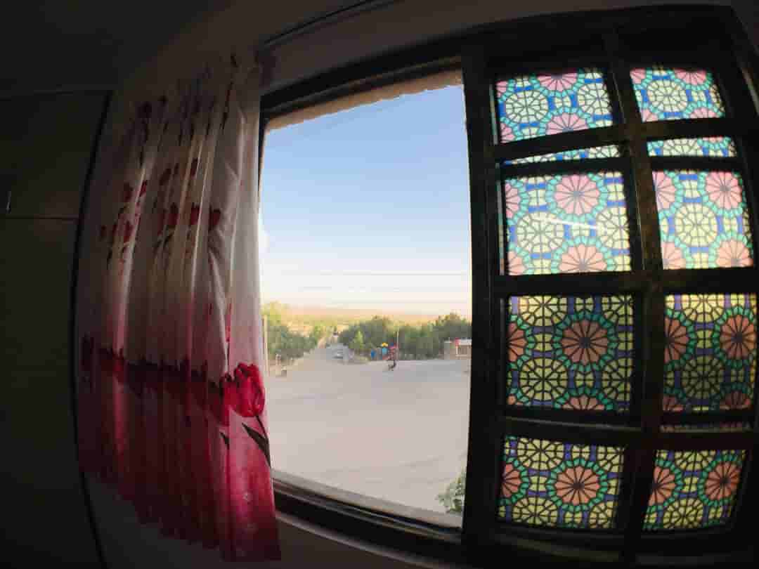 اجاره اتاق سنتی بومگردی در قلعه نوخان شاهرود -دوتخته اسپلیت دار