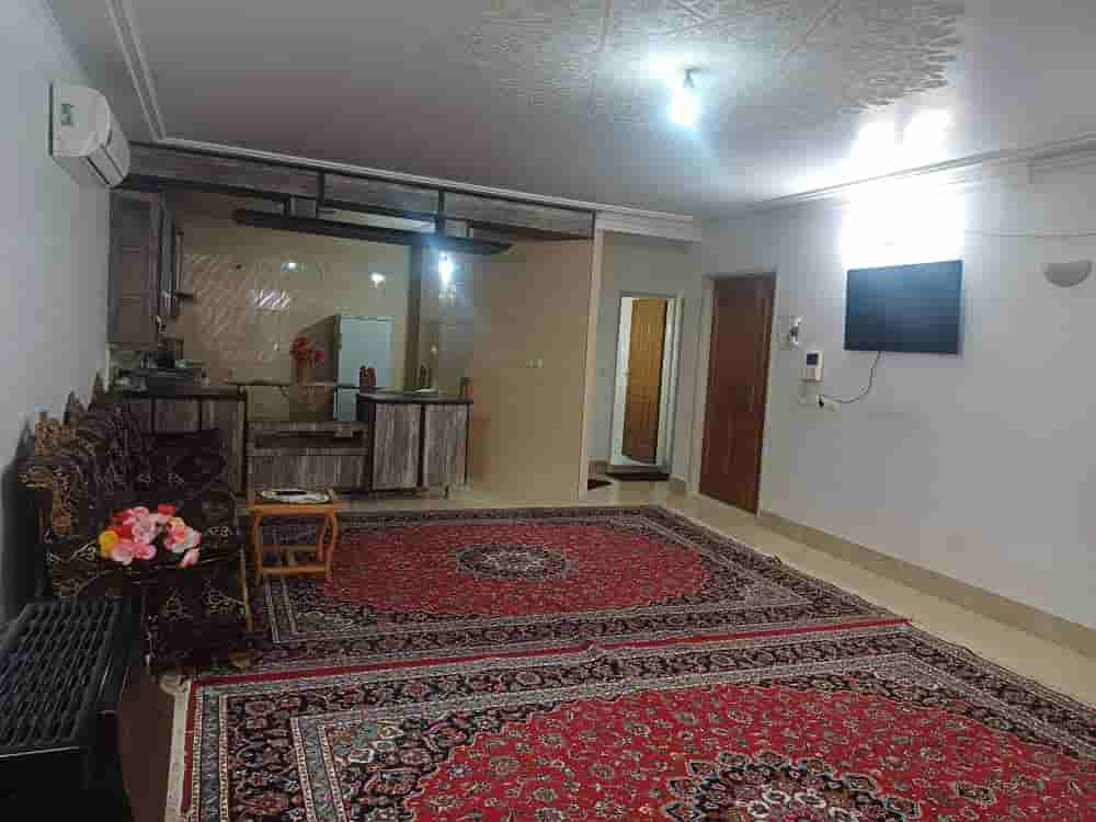 اجاره منزل ویلایی در کمال الملک کاشان - تکخواب