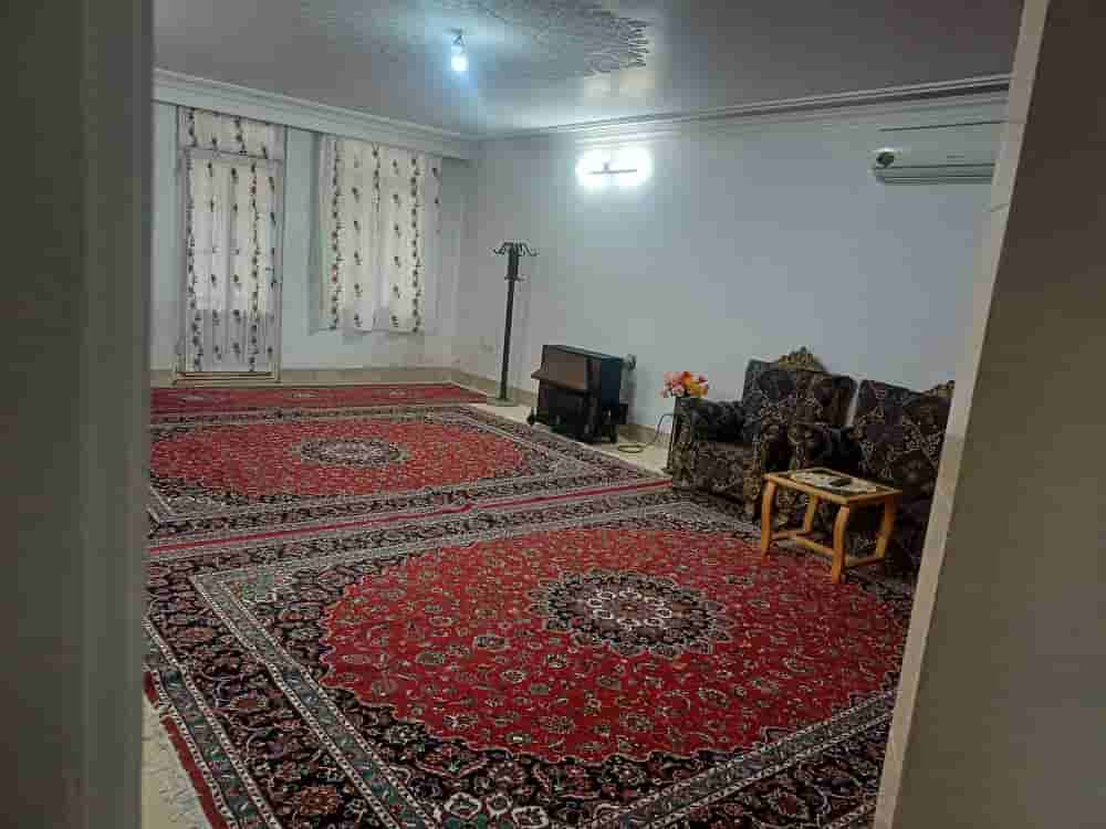 اجاره منزل ویلایی در کمال الملک کاشان - تکخواب