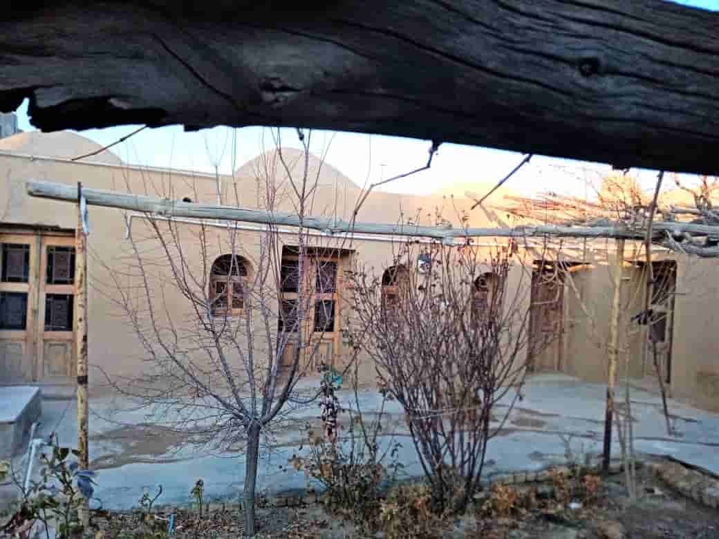 اجاره اتاق سنتی در قوشه دامغان-14 متری