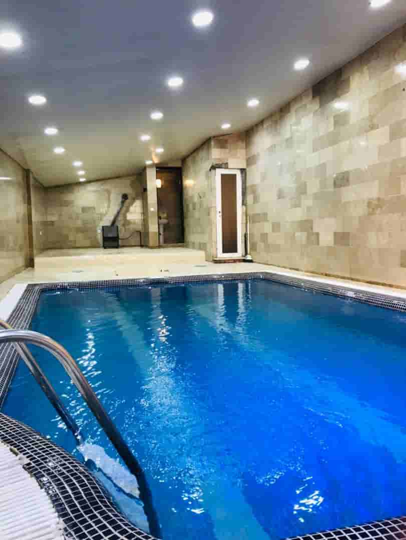 اجاره ویلا دو خوابه با استخر سرپوشیده آبگرم در چالوس