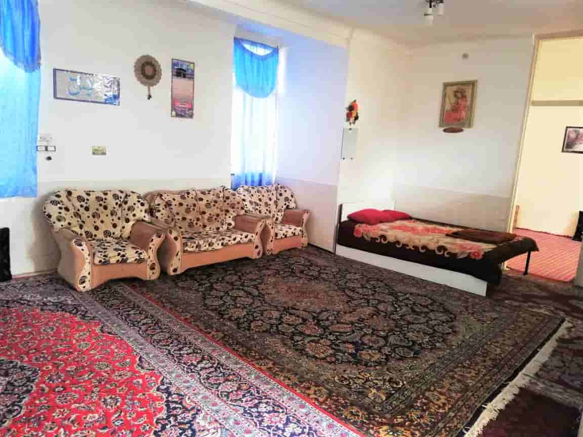 اجاره منزل ویلایی در طالقانی طبس - حیاط دار مبله