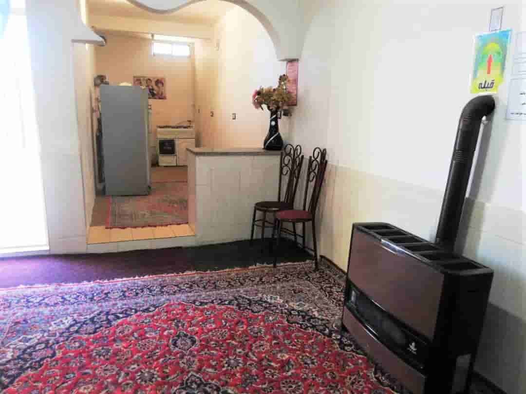 اجاره منزل ویلایی در طالقانی طبس - حیاط دار مبله