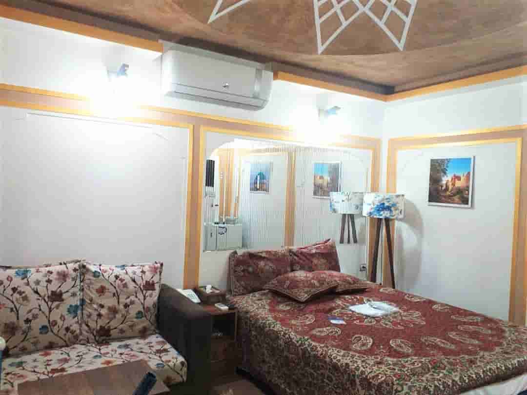 اجاره اقامتگاه سنتی یک تخت دبل در یزد