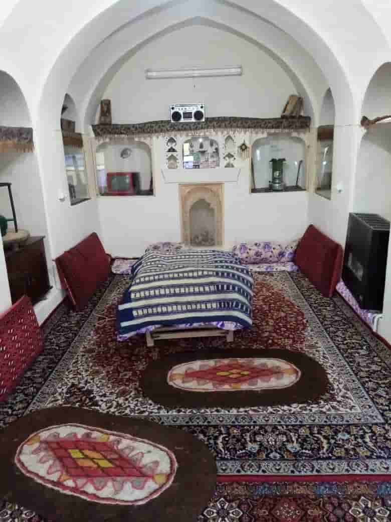 اجاره اقامتگاه سنتی در بیابانک سمنان - سرخه - شاهنشین