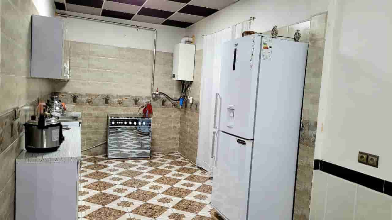 اجاره آپارتمان دو خوابه 100 متری در پیرشالیار اورامان تخت-طبقه اول