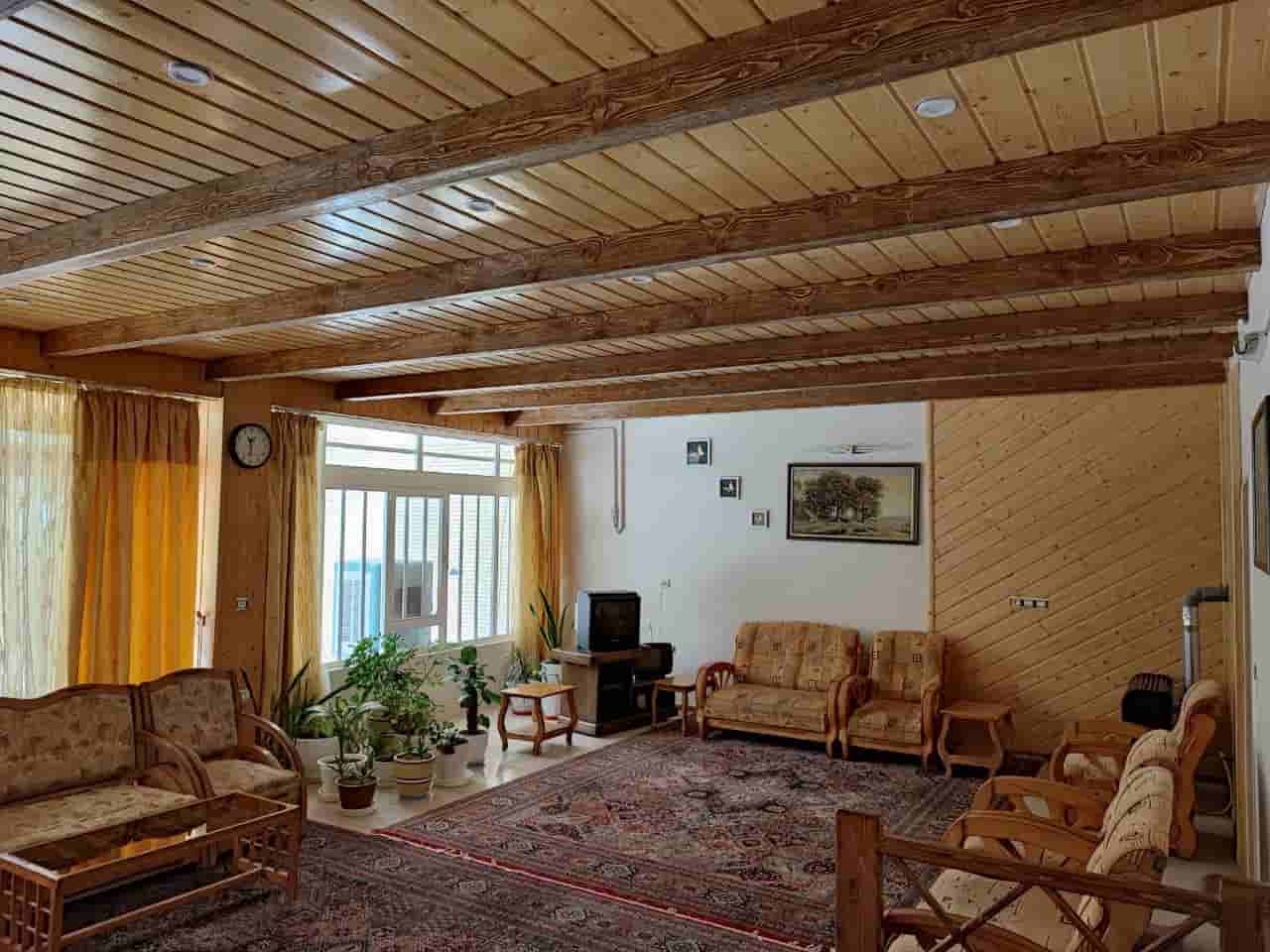 اجاره منزل ویلایی خارج از دهکده چادگان