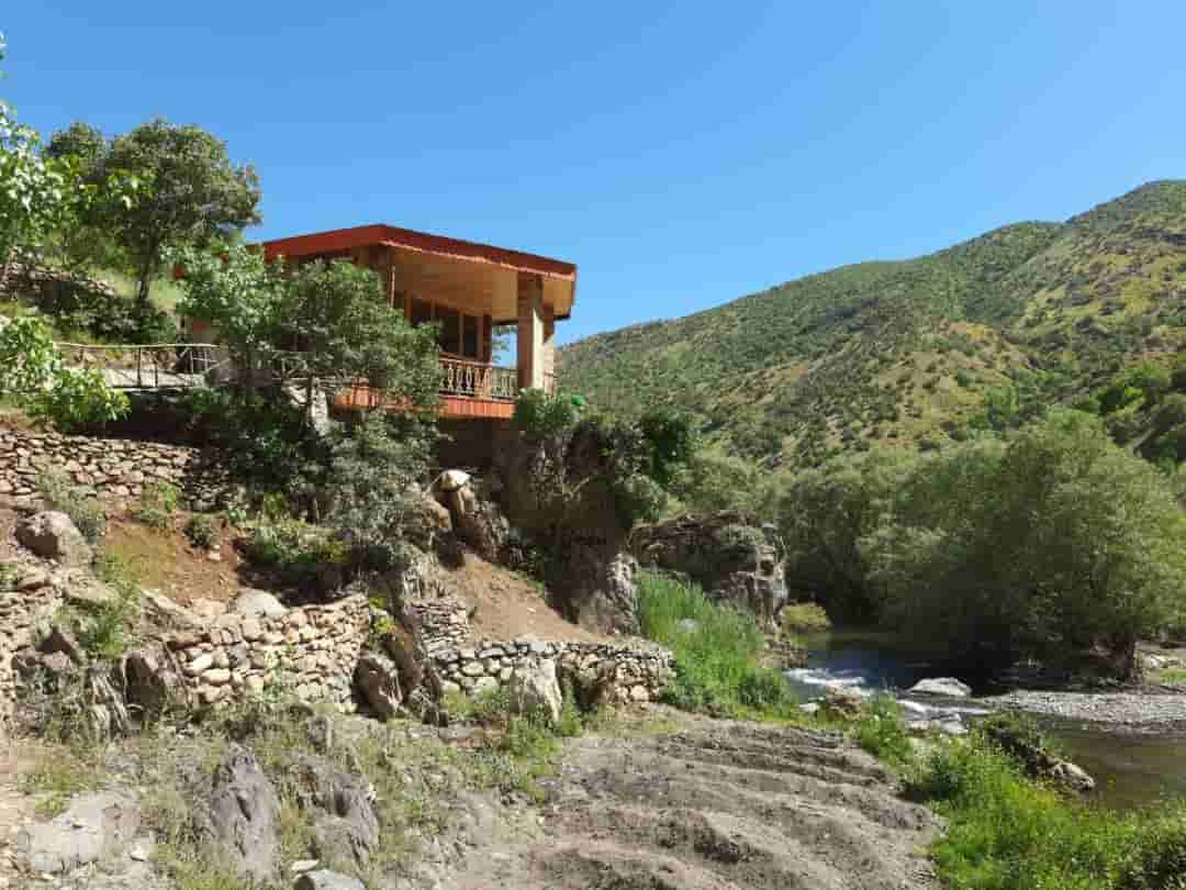 اجاره کلبه چوبی کوهستانی در مریوان
