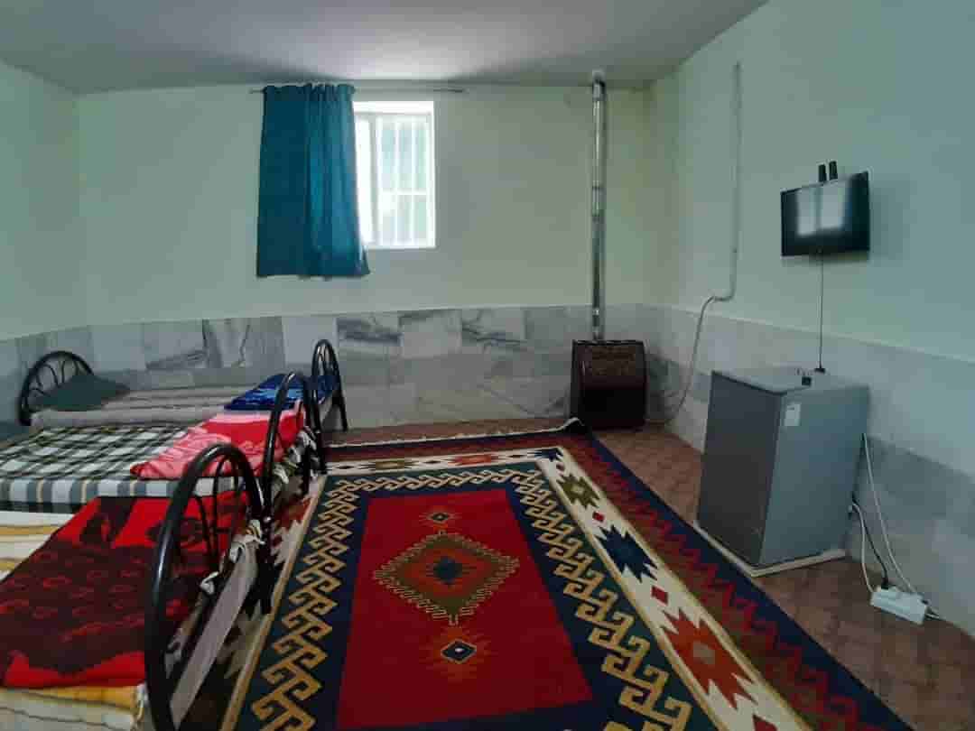 اجاره بومگردی سنتی در بزنجان - چهار تخته