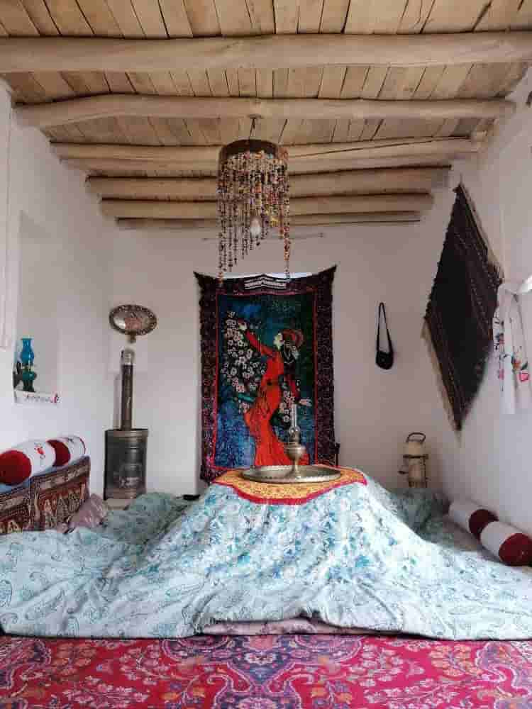 اجاره اتاق سنتی در روستای صنوبر تربت حیدریه -18 متر