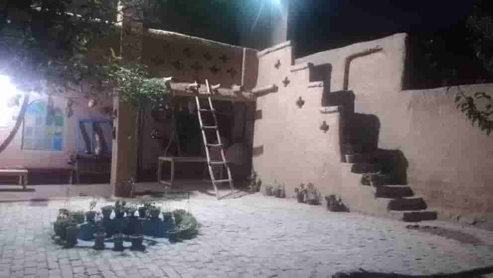 اجاره اتاق سنتی در روستا ارزنه - باخرز