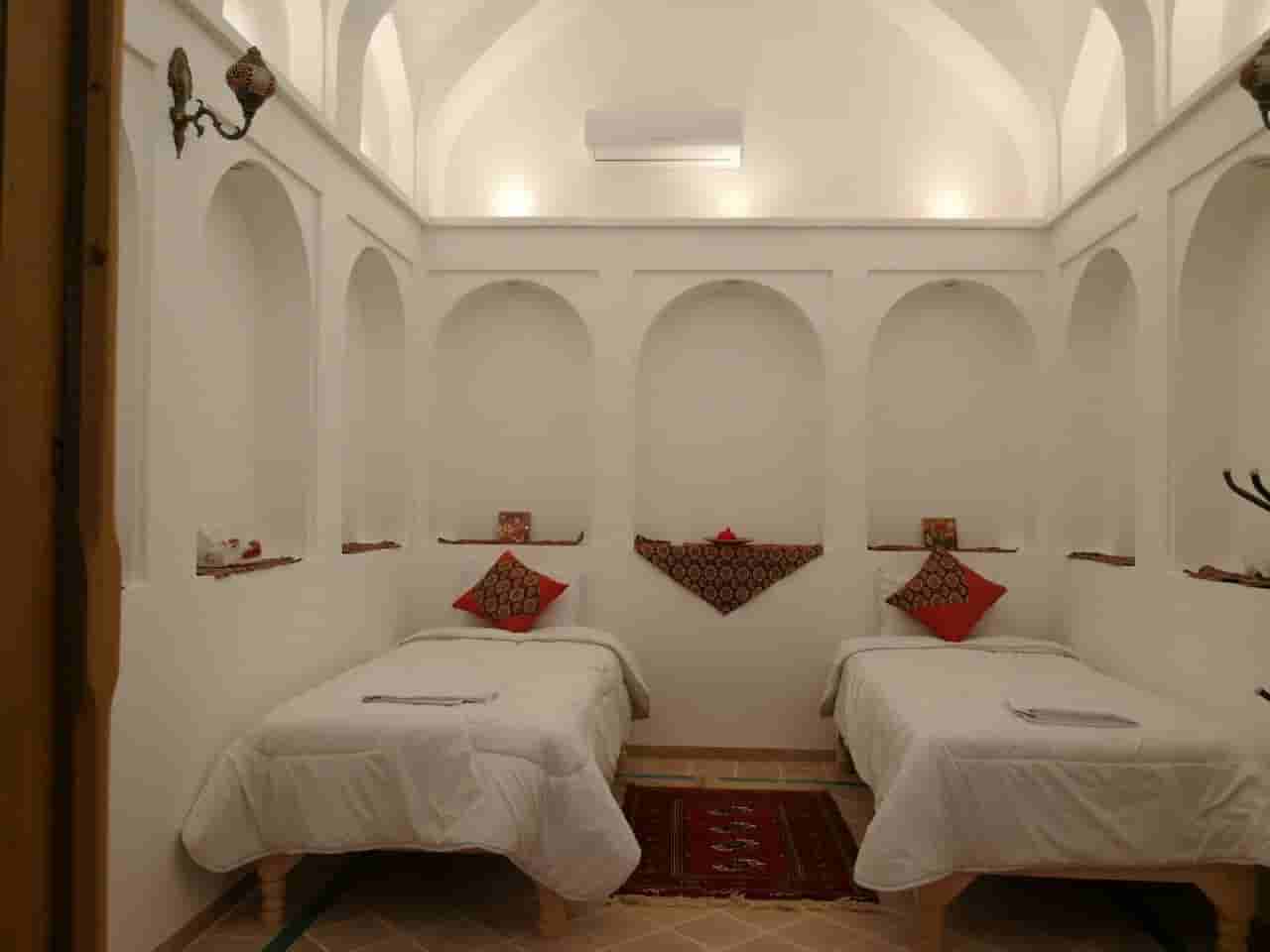 بوم گردی سنتی در اردستان - 2 تخته
