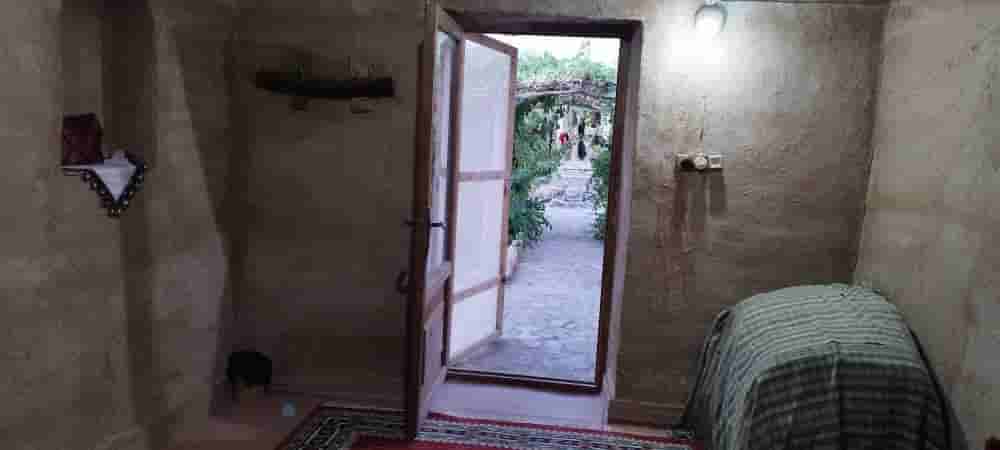 اجاره اتاق سنتی در دهکده گلخار بردسیر - 24 متری